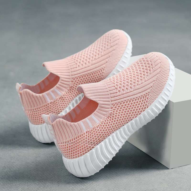 One pedal classmates boys and girls coconut shoes summer mesh breathable primary school students shoes men and women the same trendy shoes women