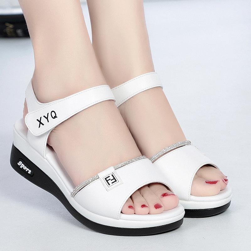 fashion 2024 New Summer Women Sandals Casual Women Flat Genuine Leather Female Wedges Sandals Soft Sole Cozy Mother Shoes Anti-slip