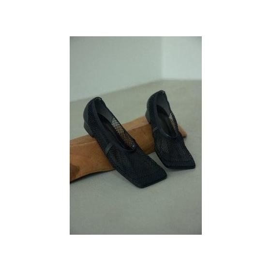 mesh pumps BLK