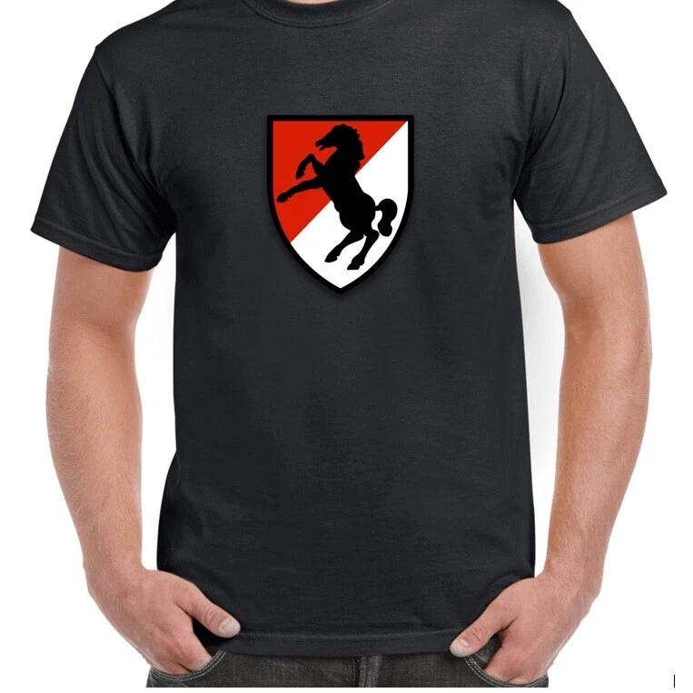 US Army 11th Armored Cavalry Regiment Horse Patch T-Shirt Black Tee Shirt M