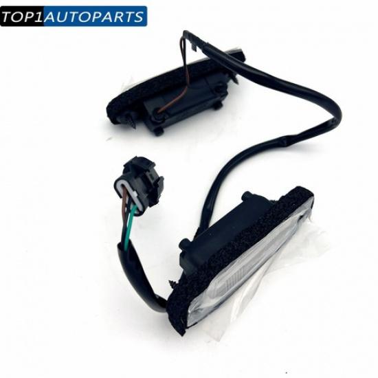 92501-2P000 For 2011-2013 Kia Sorento Rear License Plate Lamp Assembly LH+RH