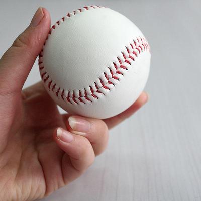 1PC přenosný tréninkový základní míč Baseballový softball Obecná 9" sportovní herní praxe z měkké kůže