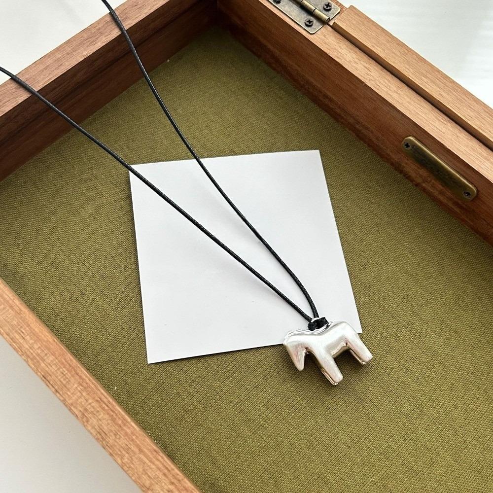 

Цинк Цинковый сплав Подвеска в виде лошади Ожерелье Длинное ожерелье из кожаного шнура Универсальная цепочка для свитера с пони Украшение белый