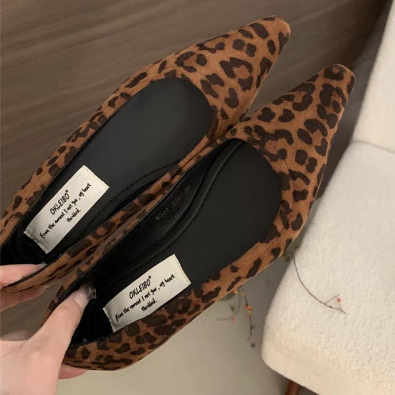 Fashion Women's Fashion Flat Shoes Spring New Pointed Head Shallow Mouth Suede Soft Sole Anti-slip Wear-resistant Single Shoes