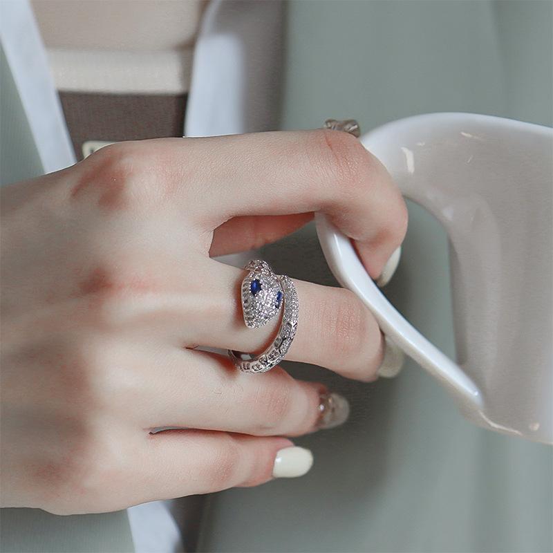 European-American Fashion Zircon Snake Ring: High-End, Versatile, Open Design for Women