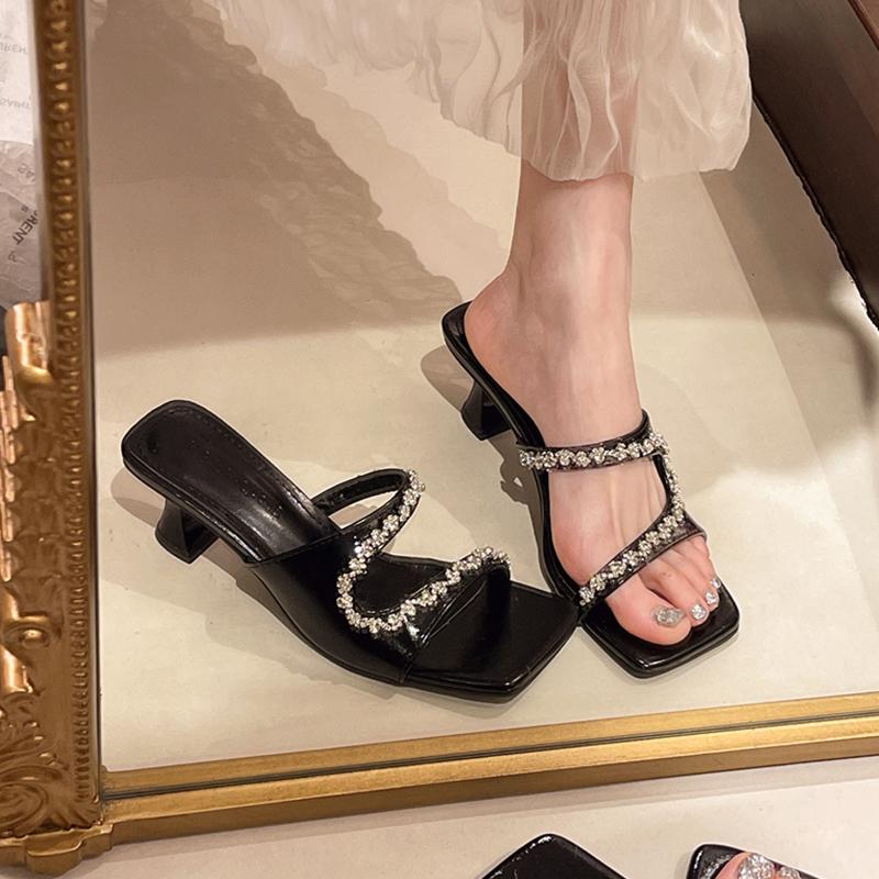 Fashion Slippers Casual High-Heeled Shoes Lady Slides Slipers Women Jelly Flip Flops Luxury 2025 Summer Glitter Fashion Crystal Scandals