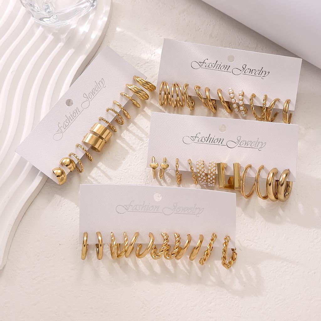 Set di orecchini color oro da 48 pezzi per donna, orecchini a cerchio con perle geometriche, orecchini a lobo alla moda, gioielli impilabili in lega per feste