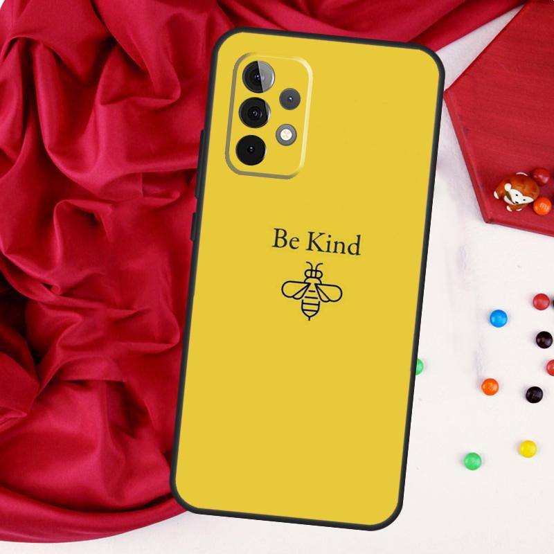 Golden Honeycomb Honey Bee For Samsung Galaxy A52 A32 A22 A54 A14 A16 A26 A36 A56 A55 A35 A05 A06 A15 A53 A33 A13 Case