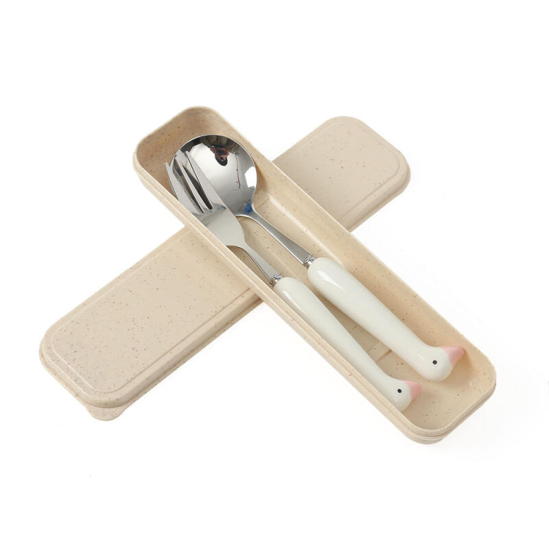 

Heart-fluttering Duck Portable Spoon and Fork Set (Pink)