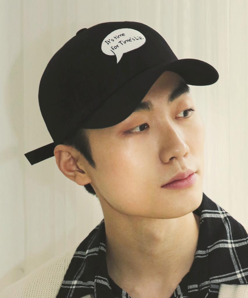 Taimseullib Cartoon Bubble Black Ball Cap Tbc06201