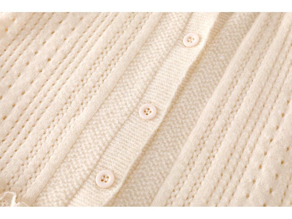 Girls' Autumn Knitted Cardigan with Lace Collar – Stylish Korean-Style Children's Fashion.