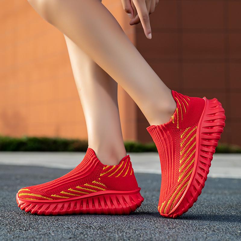 Green Platform Knit Sneakers Men Women Trainers Breathable Socks Men's Running Shoes Comfortable Slip-on Women's Sports Shoes