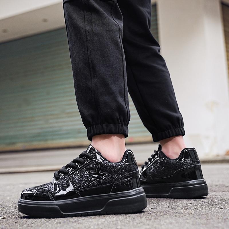 Men Sparkling Shoes Couple Lightweight Sneakers Red Gold Women’s Low Sneakers Casual School Student Plus Size