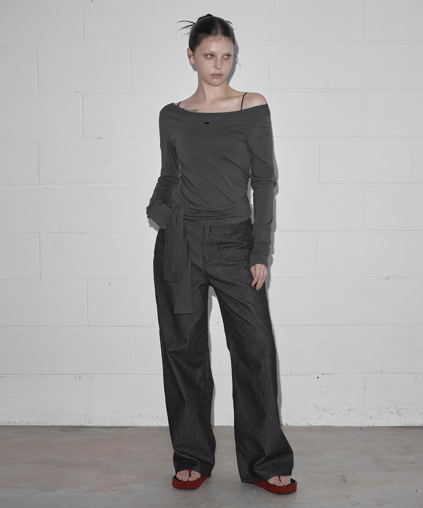 GROWHIDE Illove Asymmetrical Strap Long Sleeve T-Shirt_Charcoal