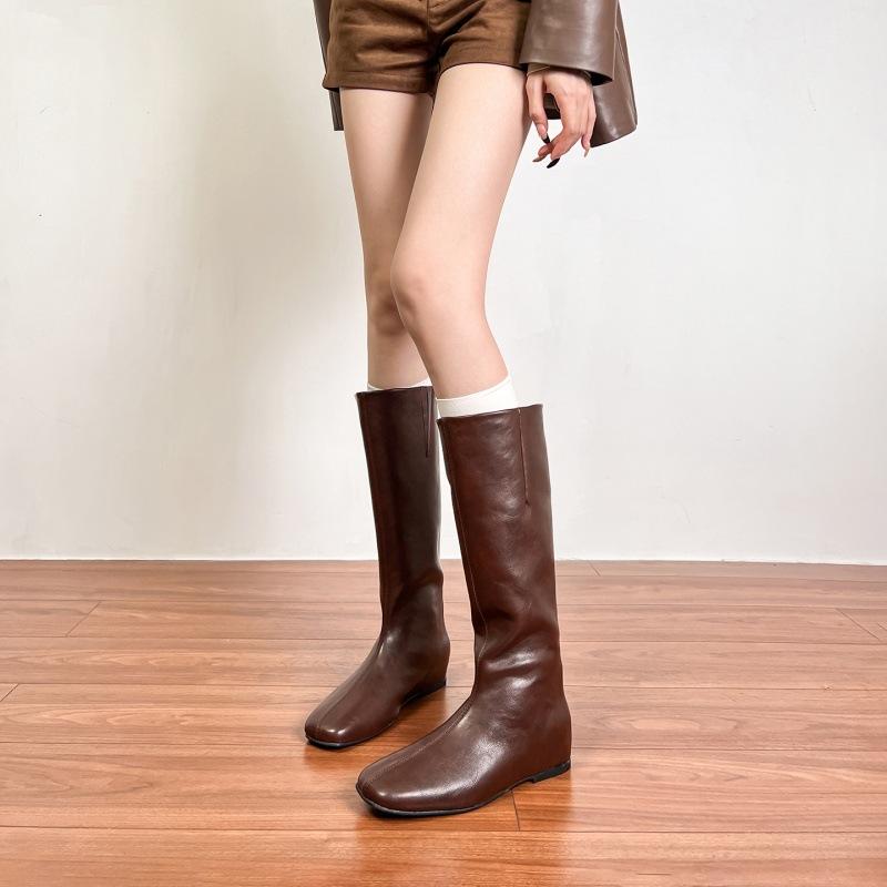 Retro round head inner heightening temperament boots autumn and winter 2025 new versatile thin boots high boots boots women