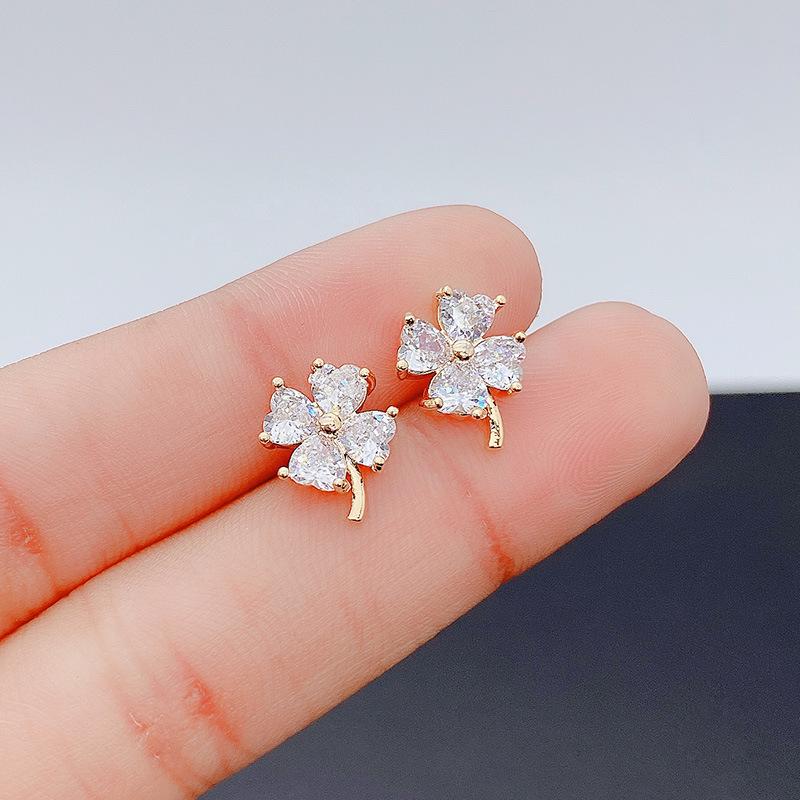 Korean-Style Four-Leaf Clover Stud Earrings - Sweet, Luxurious & Trendy Women's Accessories