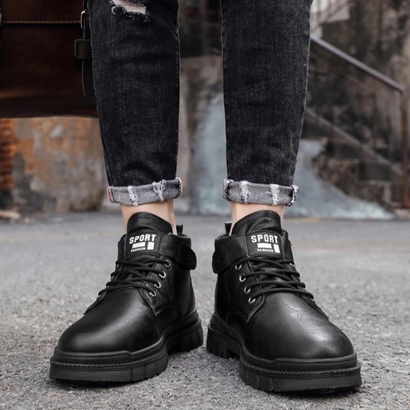 2024 Autumn Winter New Men Shoes Safety Leather Boots Versatile