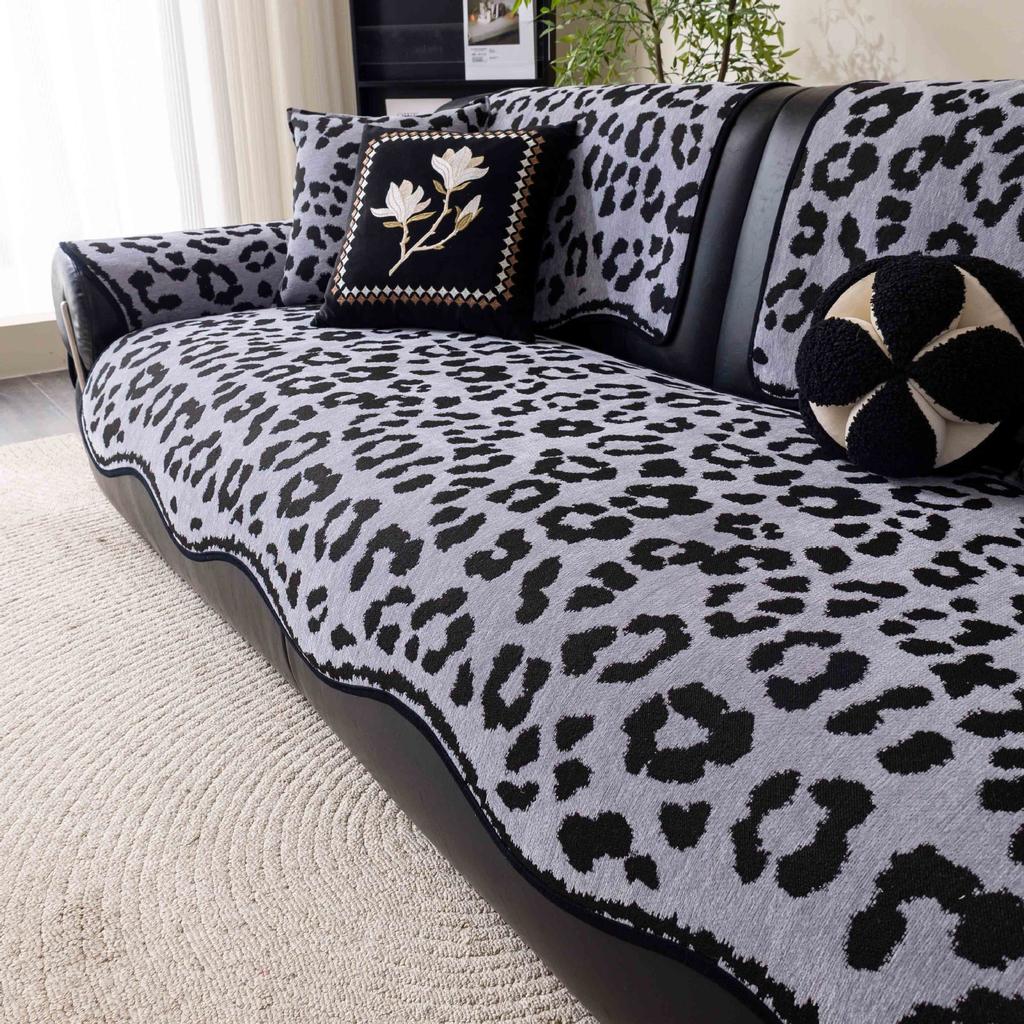 Special-Shaped Chenille Sofa Cushion, Universal In All Seasons, High-End Sofa Seat Cushion  New Non-Slip Sofa Cover Towel