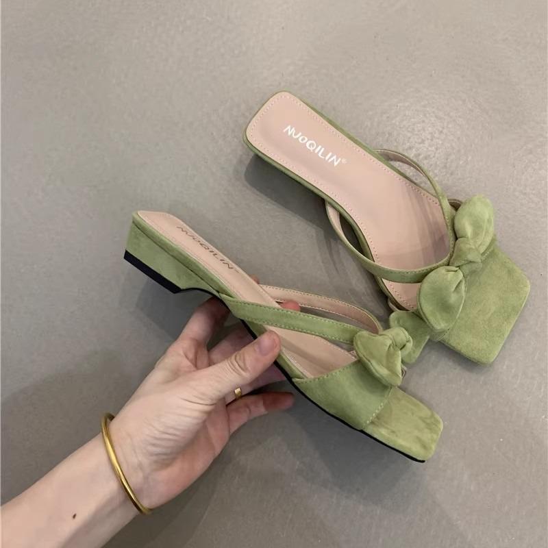 Mode Été Nouveau Style Mode Confortable Pantoufles Femmes Élégantes Pantoufles Chaussures Nœud Femmes Décontractées Bout Ouvert Talon Plat