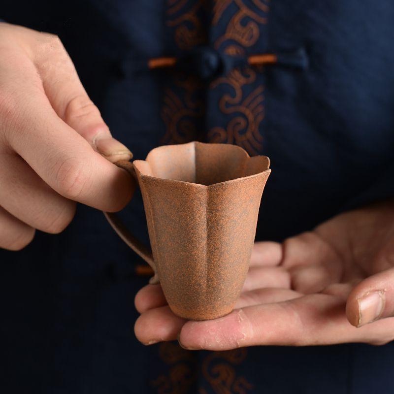 Rough pottery teacup light luxury master cup anti-scald high value petal cup tea cup old rock clay ancient style beauty cups for Home