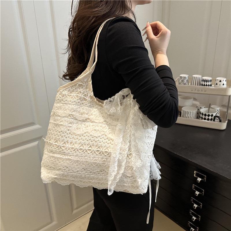 White beautiful lace handbag new fashionable sweet casual versatile shoulder underarm tote bag