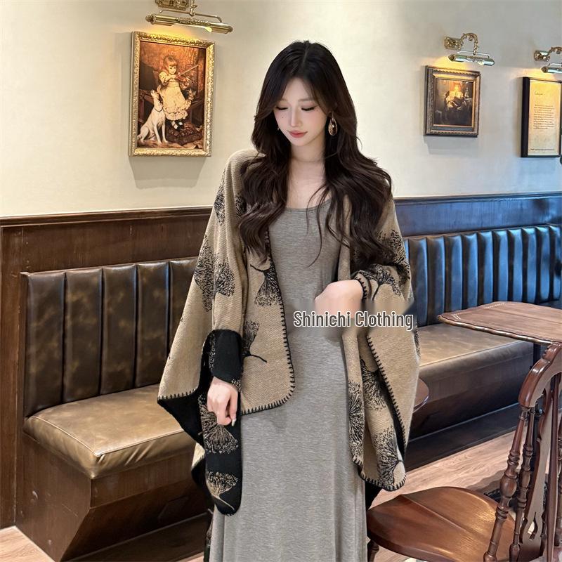 Fall/Winter Warm Ginkgo Leaf Knit Shawl Cape