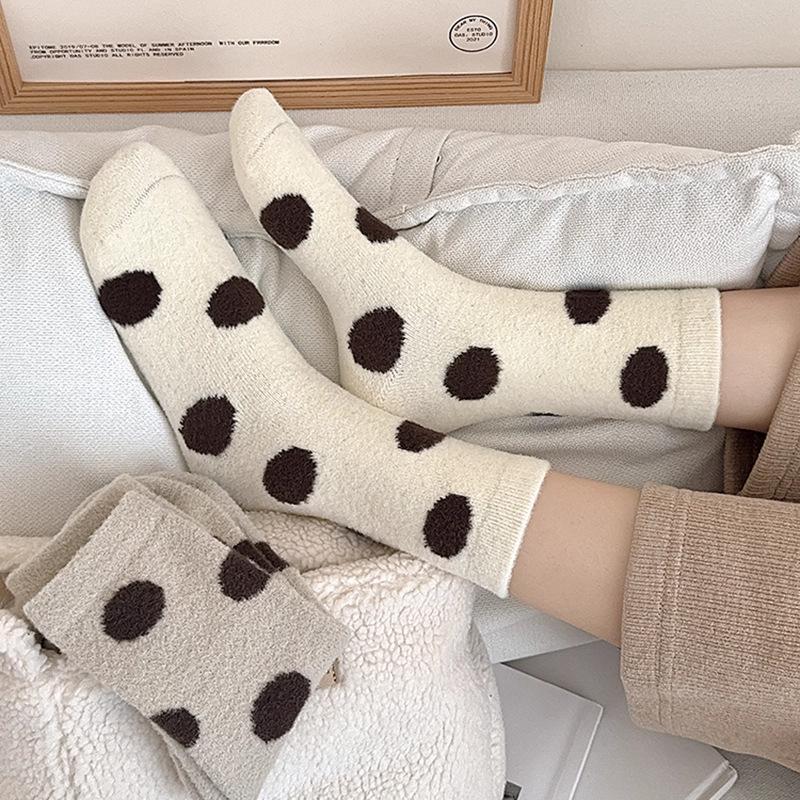 Women's Autumn and Winter Thickened and Velvet Warm Wool Ring Polka Dot Wool Tube Socks