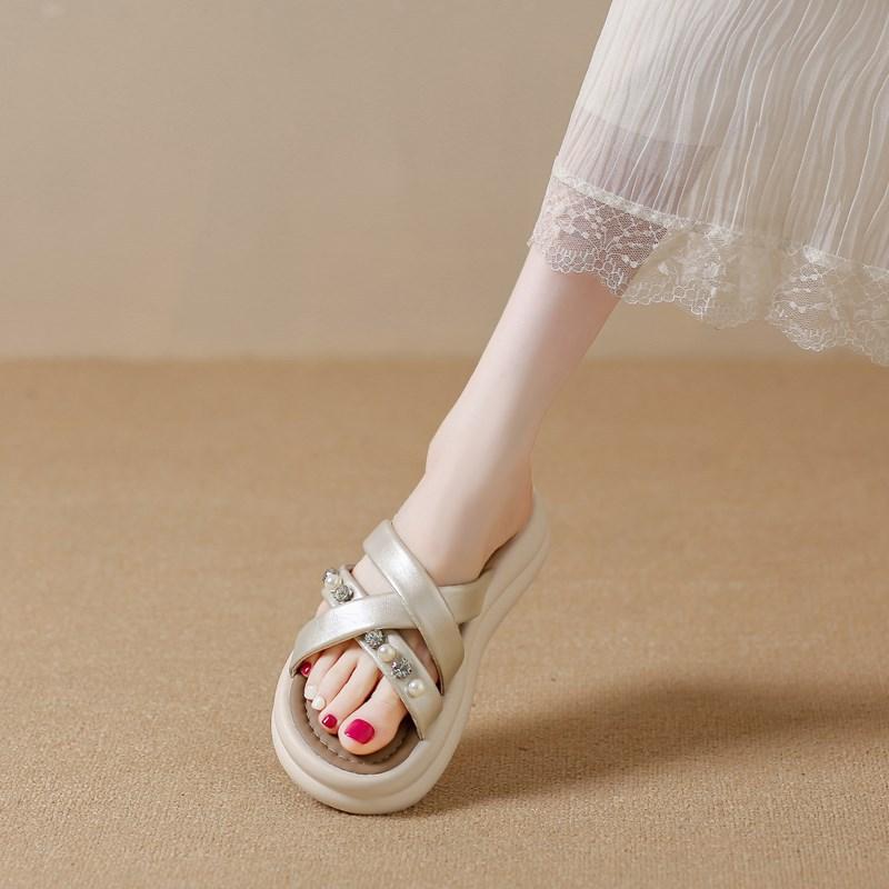 ins wind platform sandals new summer wear versatile height increase one word drag women's beach non-slip cross cool slippers