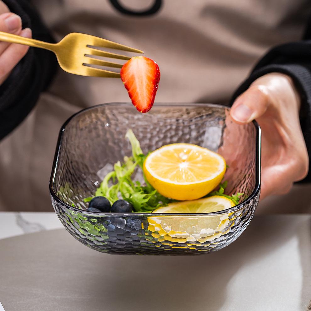 Čtvercová salátová mísa z tepaného skla na ovoce, dezerty a skladování - Elegantní domácí stolní nádobí