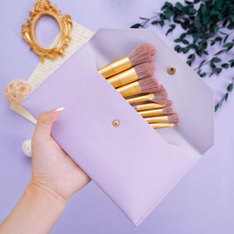 

9-Piece Solid Rod Purple Potato Makeup Brush Set - Eyeshadow & Powder Brushes