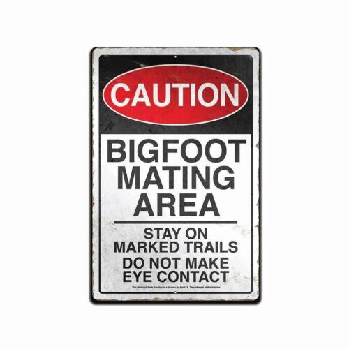 BIGFOOT MATING AREA CAUTION RUSTIC RETRO TIN METAL ALUMINUM SIGN INAluminum 20x30cm(7.8x11.8inch)