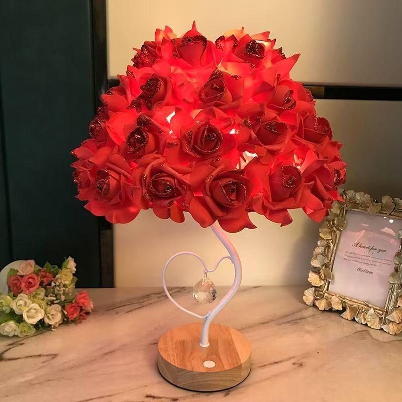 Elegante Europäische Feder Tischlampe - Gemütliches LED Nachttischlicht für Schlafzimmer & Hochzeiten