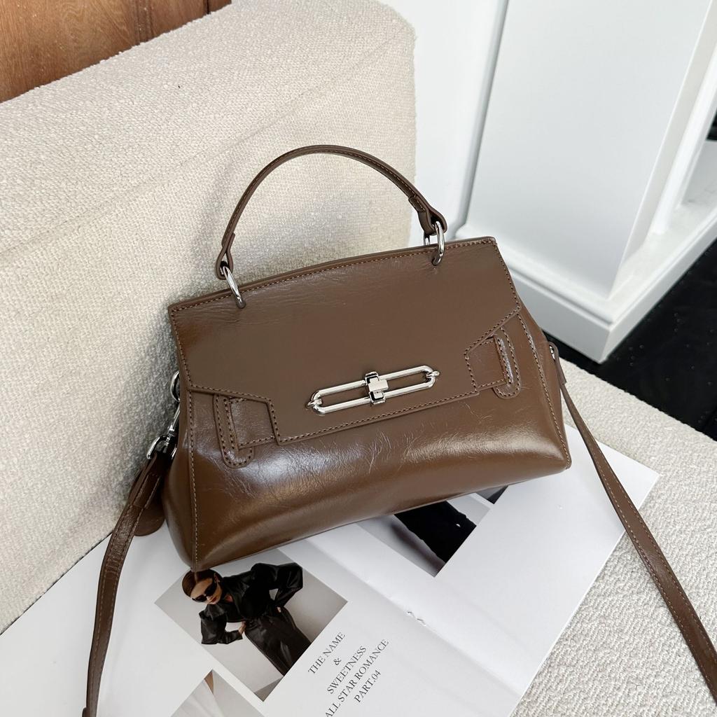 Rindsleder Ein-Schulter Umhängetasche für Damen, Modische und großzügige kleine quadratische Tasche für Damen, Reißverschluss Weiches Leder Tragbar Glänzendes Leder