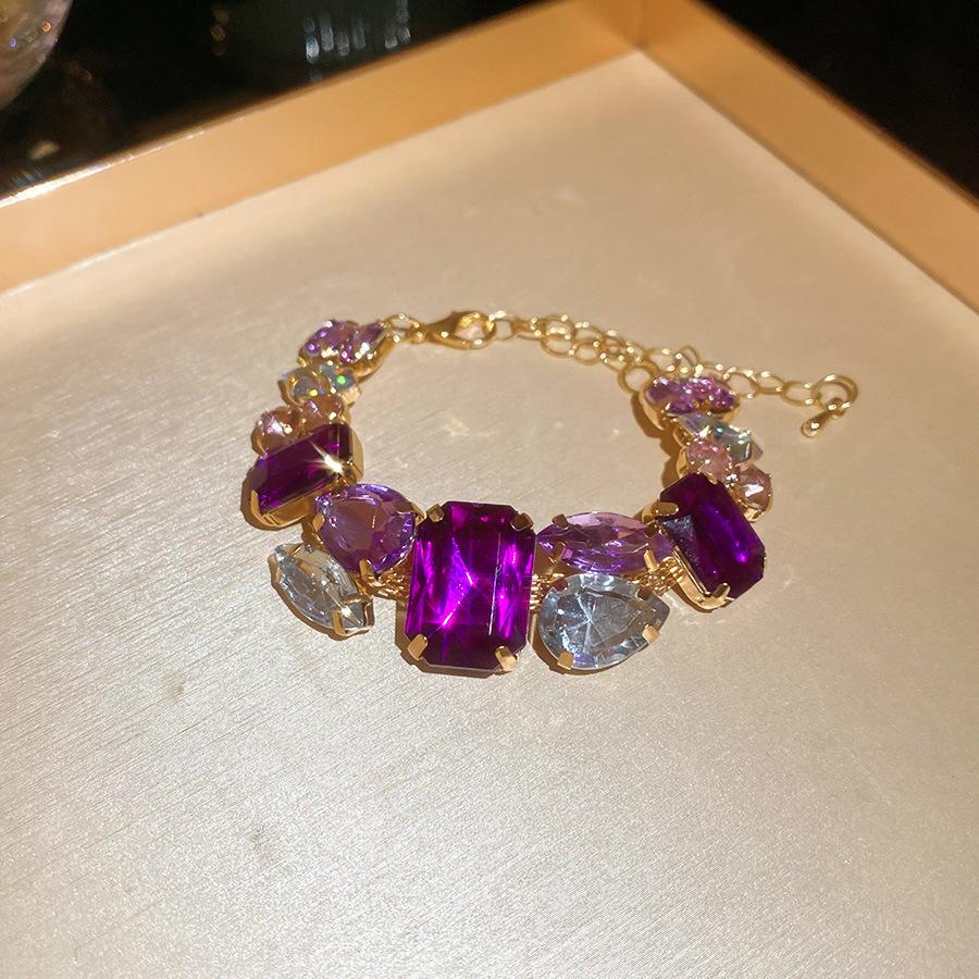 European and American diamond-encrusted flower hollow bracelet light luxury bracelet exquisite jewelry