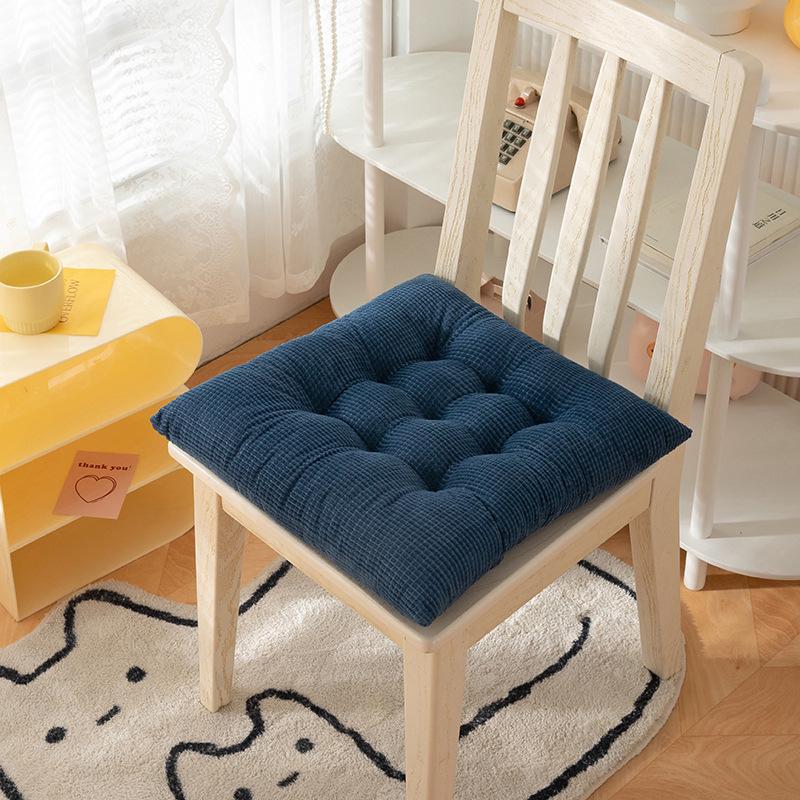 

Плюшевая подушка в виде кукурузного зерна: Зимняя теплая подушка для сиденья студенческого и офисного стула 40x40 cm темно-синий