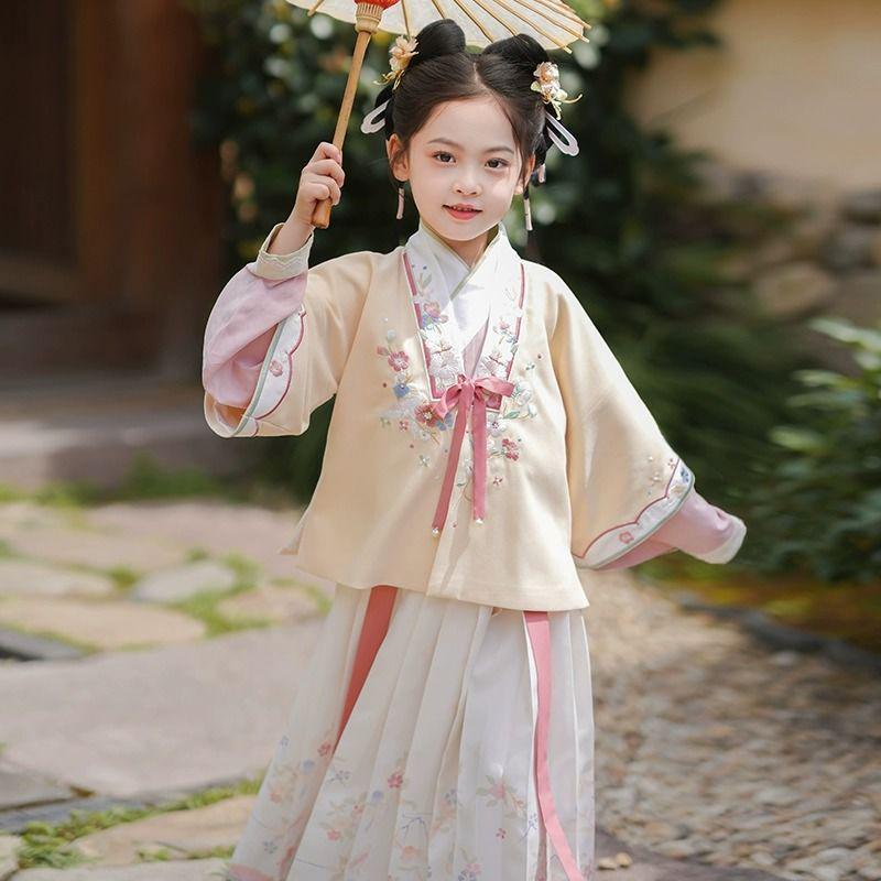 Autumn Hanfu: Girls' Three-Piece Ming Dynasty Costume Set - Fairy Princess Dress for Performances