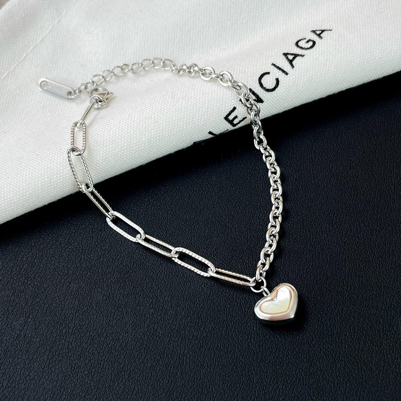 

Новый браслет из титановой стали, браслет Love Shell, легкий роскошный браслет белого золота