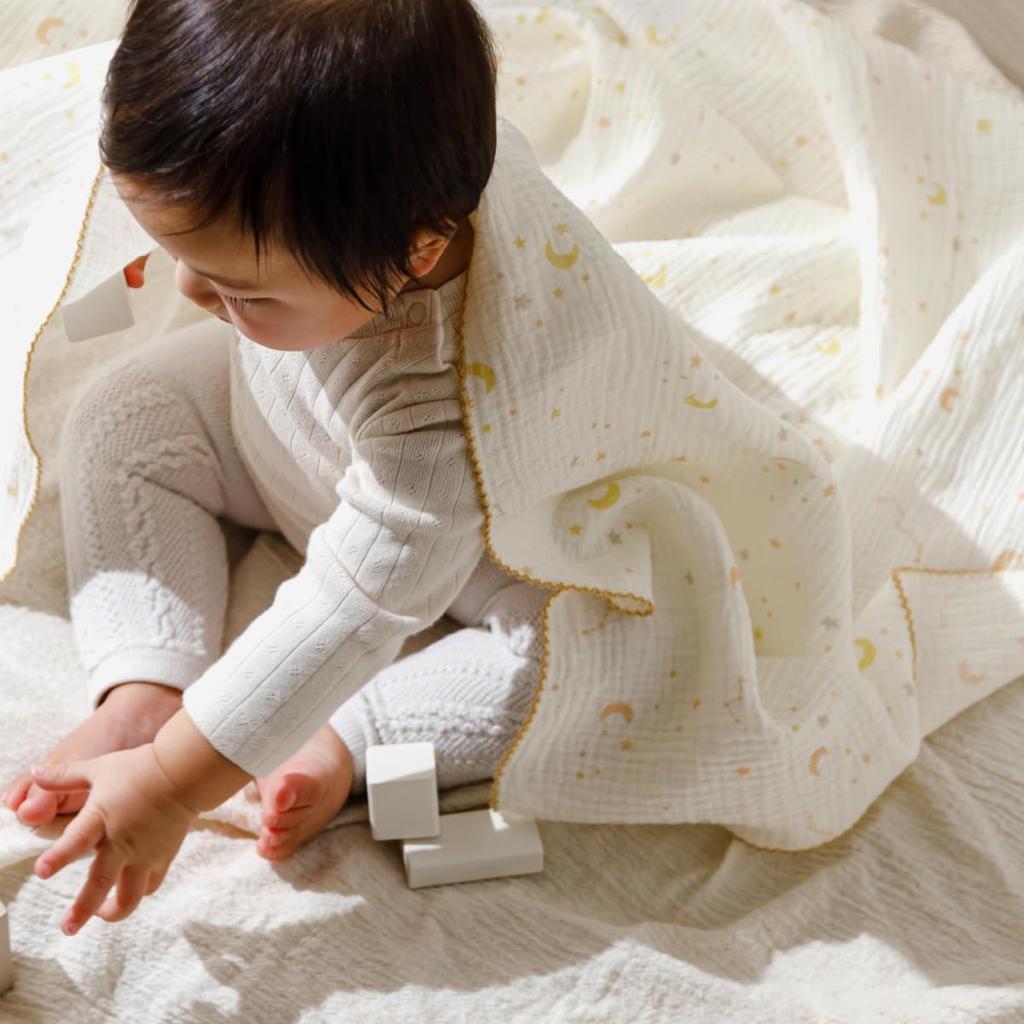Prifua Amuuni Gauze Swaddle Double Layer 100cm X 100cm Swaddle Gauze Blanket Baby Cotton Moon and Stars 100%