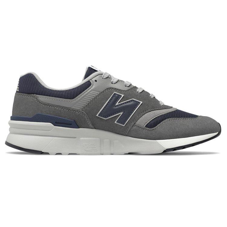 997 New Balance 'Castlerock' CM997HAX