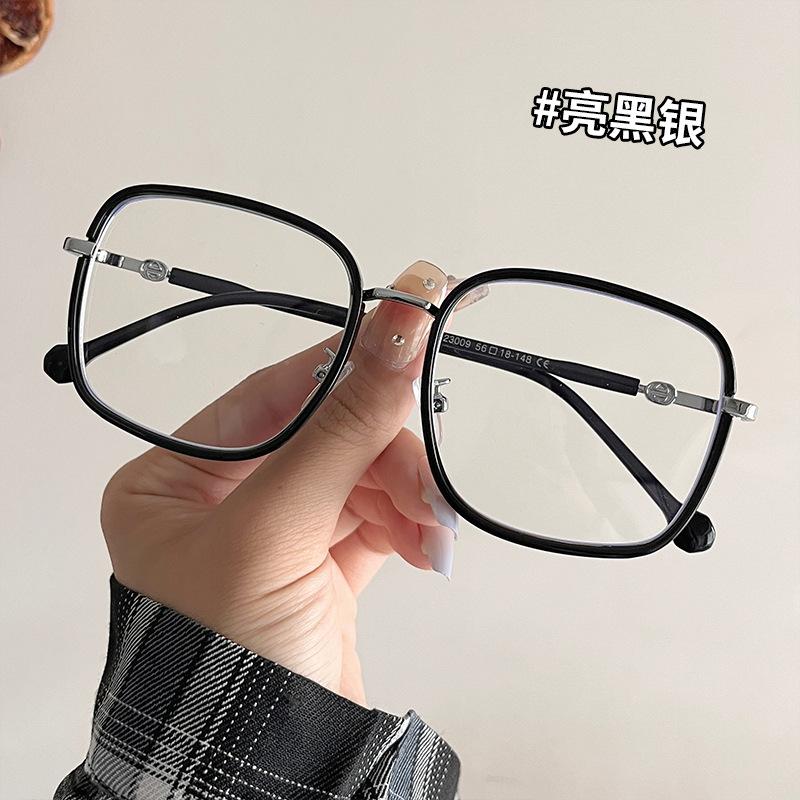 

New Arrival Style Eyeglasses Frame Square-shaped Shape Blue Lightweight Filtering Glass Frames for Women Timeless Vintage Glasses Women
