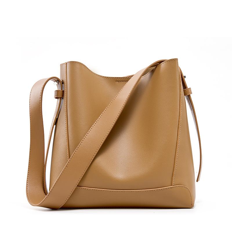 Genuine Leather Women's Messenger Bag Second Layer Cowhide Shopper Shoulder Bag Commuter Bucket Handbag Simple High-quality Female Tote Bag