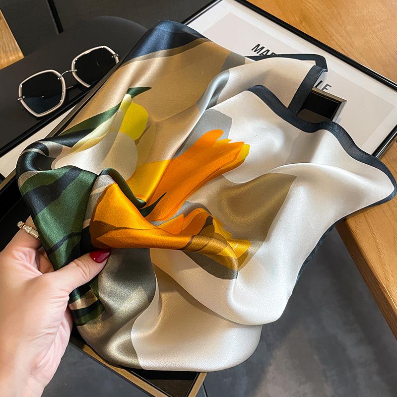 Luxury Brand 2024 New Scarf 100% Silk Bandana Women Square Scarves Mulberry Spring High Quality Headband Hijab Shawls Foulard