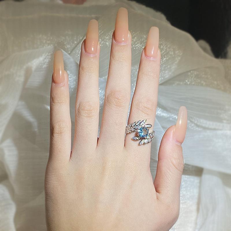 High-quality Blue Zircon Women Ring Feather Shape Opening Adjustable Couple Ring Party Jewelry Wedding Bride Ring Christmas Gift Fine Fashion Jewelry