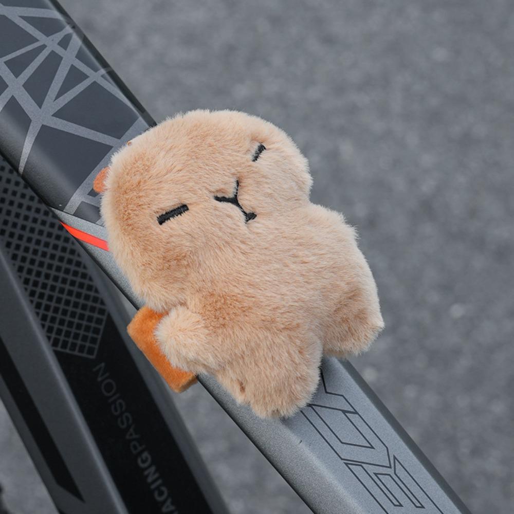 New Plush Capybara Handlebar Decor Brown White Black Cartoon Capybara Front Beam Doll Capybara Puppet Cycling Accessories