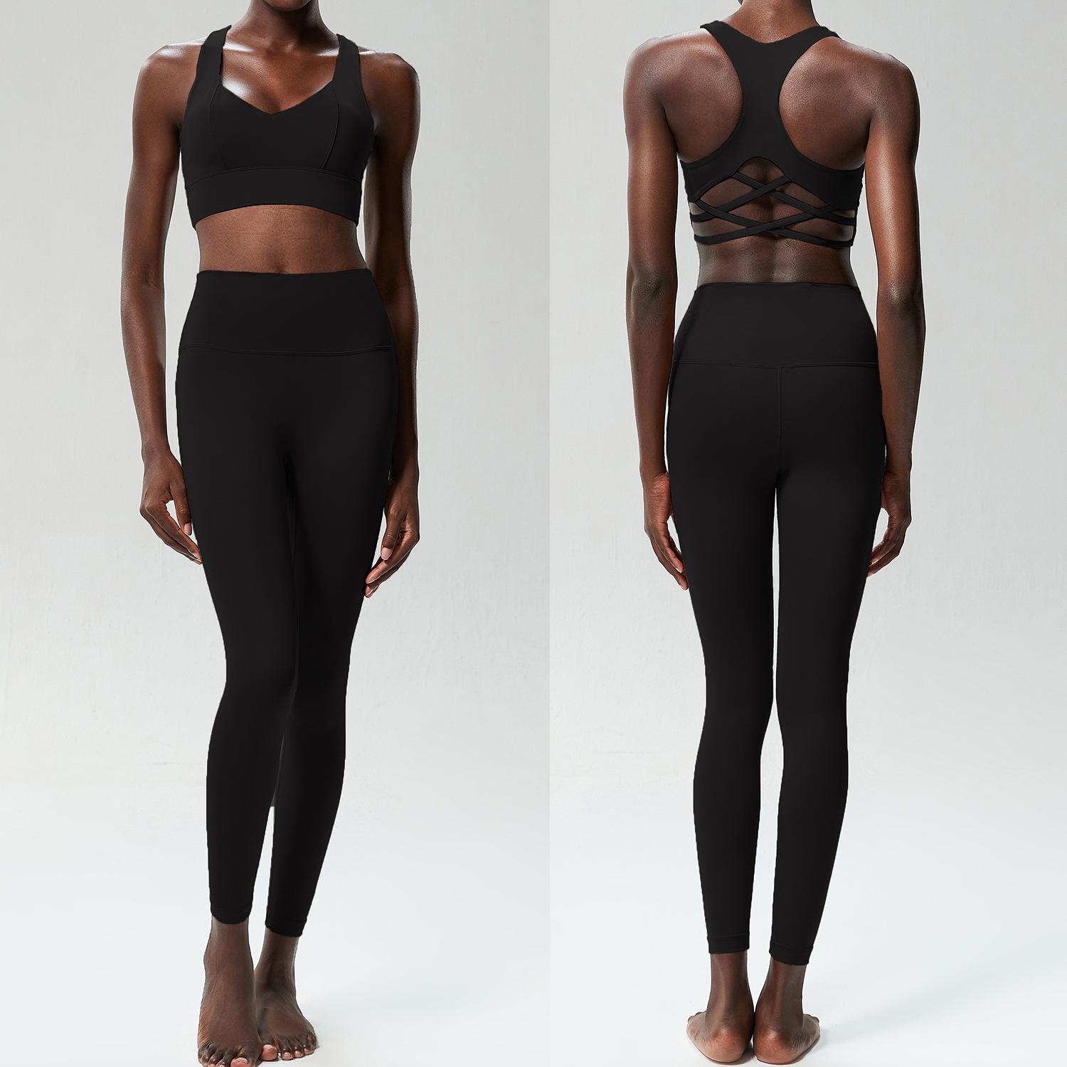 

Женский комплект из двух предметов для йоги, однотонный маслянистый мягкий спортивный костюм, дышащий, быстросохнущий, спортивная одежда для бега, женская одежда для тренировок XL чёрный