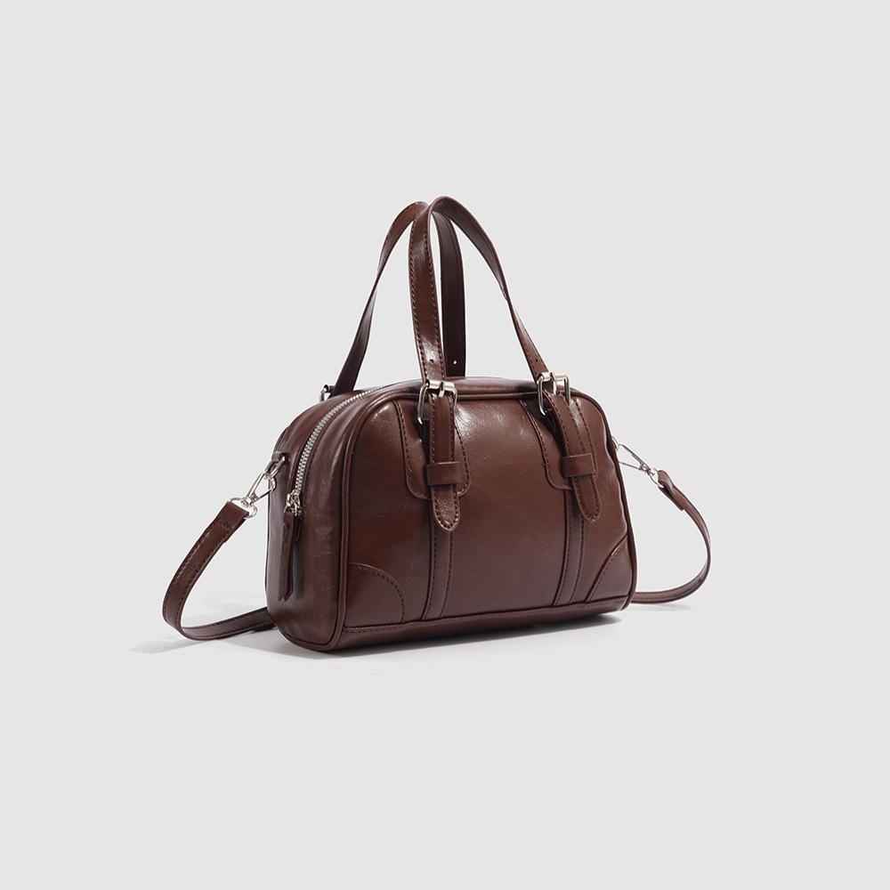 High-quality textured women's bag 2025 new Korean vintage handbag niche versatile commuter shoulder crossbody bag trendy