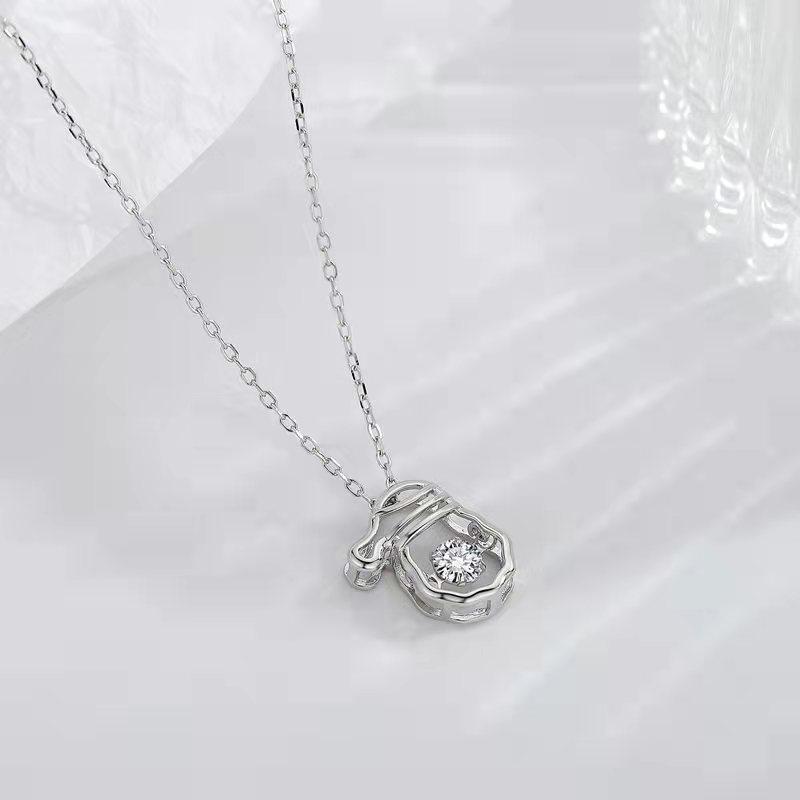 Yongyi Christmas Fashion S925 Sterling Silver Pendant Necklace
