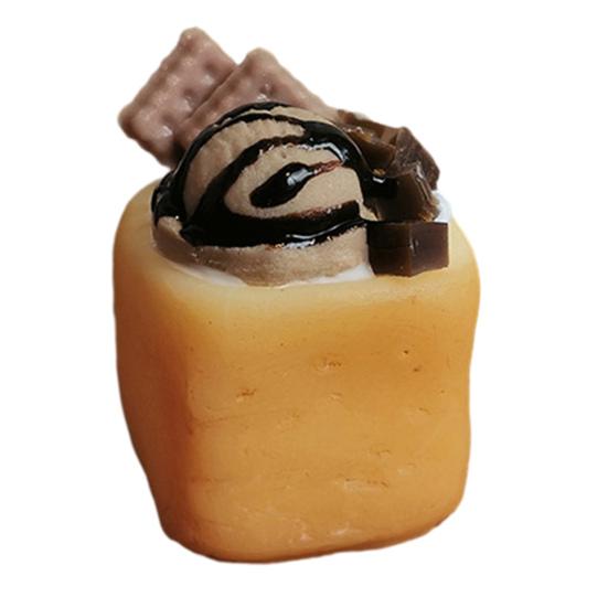 

Миниатюрный десерт в виде тоста с мороженым, миниатюрная модель из смолы, украшение для еды для мини-дома, аксессуары для декора столовой кофейный