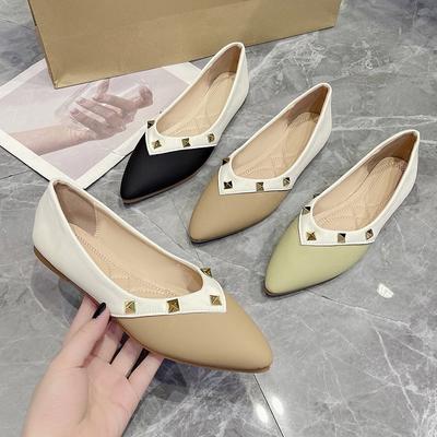 Spring Riveted Women's Shoes Summer Flat Pointy Toe Pump Boat Shoes Simple Bright Pu Leather Slip On Shallow Women's Shoes