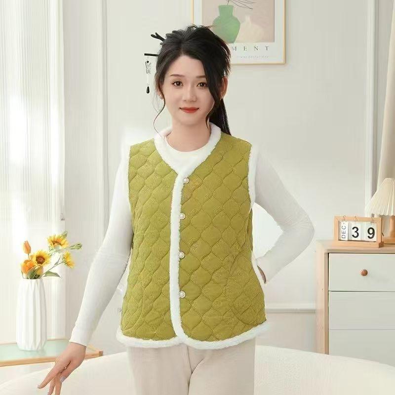 

Customized Middle-Aged Women s European Cotton Velvet Shawl Vest with White Fur Trim and Fleece-Lined Corduroy 5XL (65-80 kg) оливковый